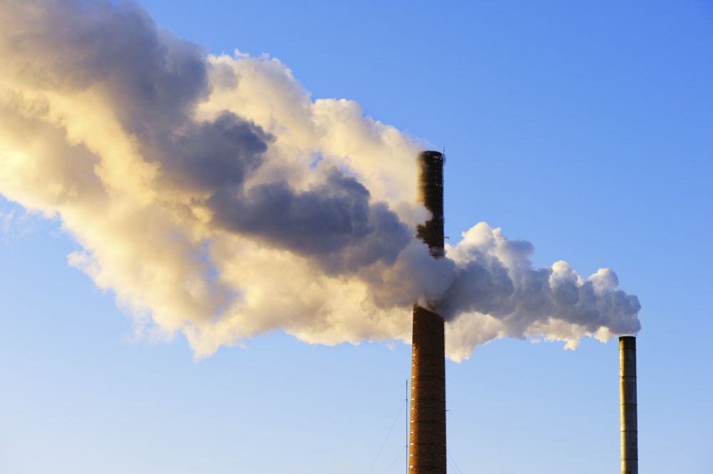 Осуществлен отбор атмосферного воздуха в зоне влияния промышленных предприятий