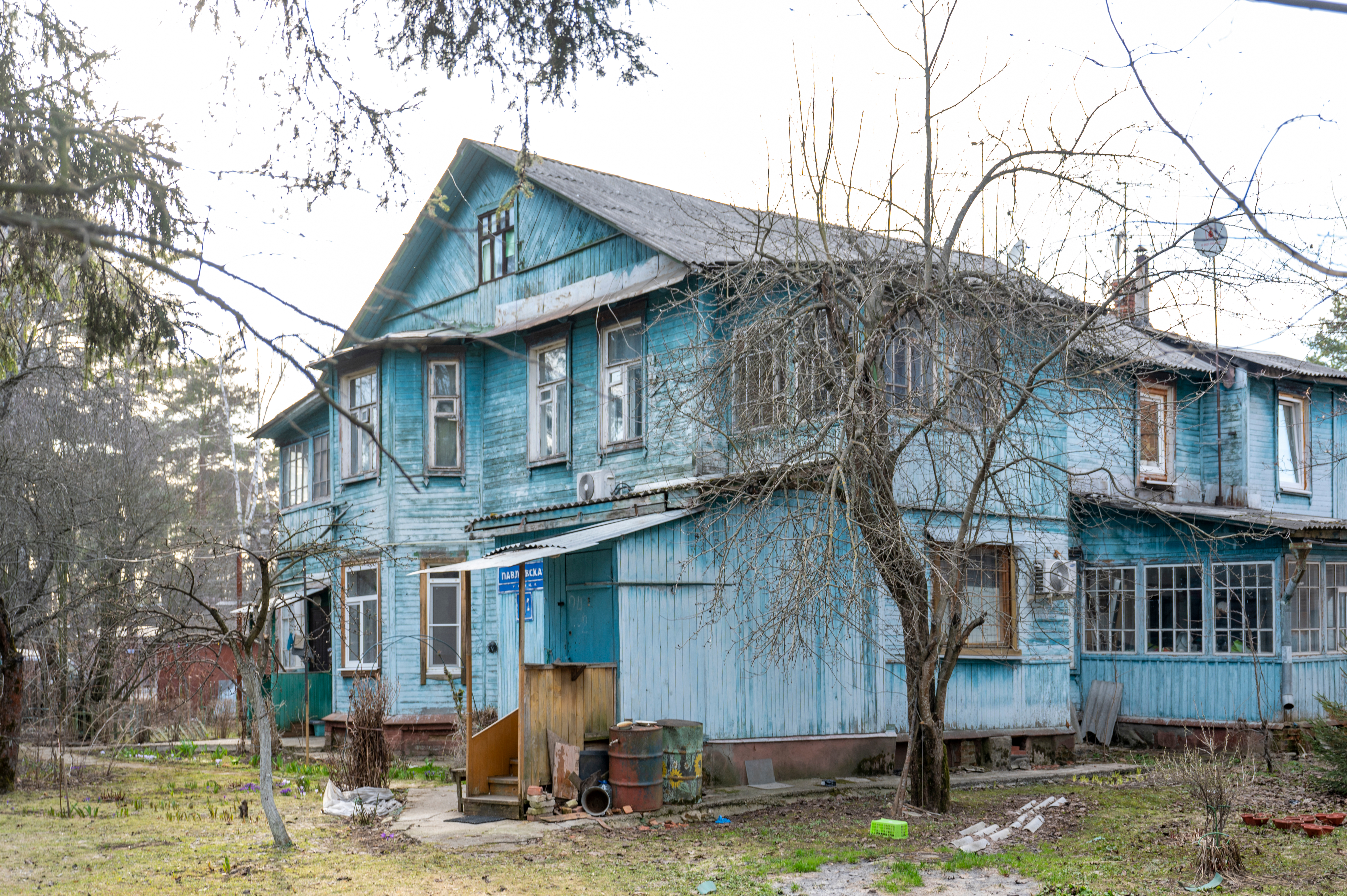 Двенадцать аварийных домов будут расселены в Ленинском округе до 2027 года