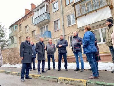 Владимир Жук проверил программу по капремонту домов в Видном