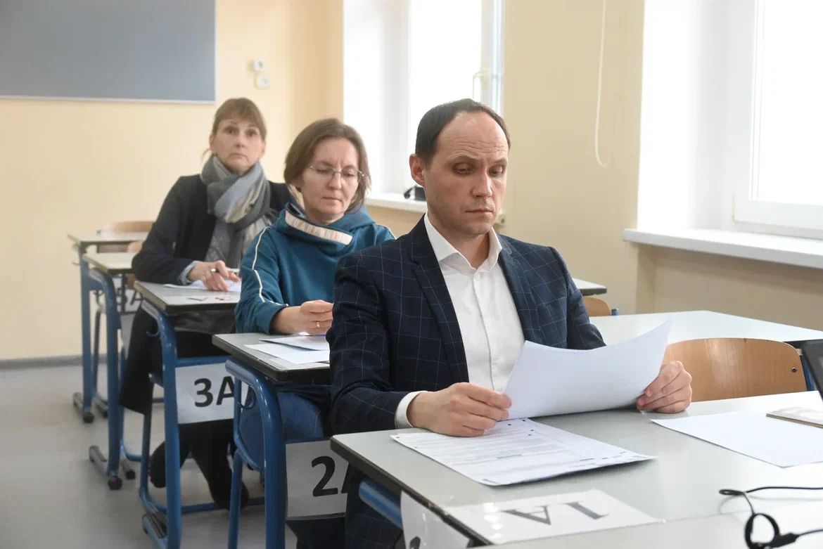 Свыше 400 жителей Ленинского округа сдали пробный ЕГЭ в рамках Всероссийской акции 