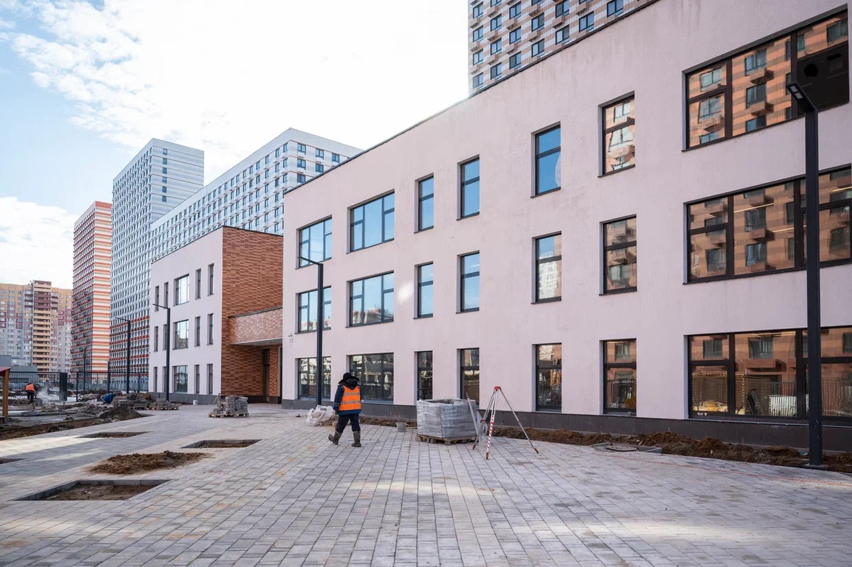В Ленинском округе к началу учебного года откроют три новых детских сада и школу