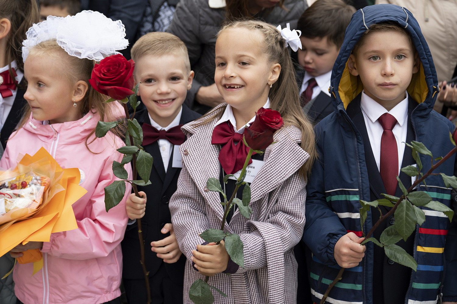 В День знаний 35 тысяч учеников сели за парты в Ленинском округе