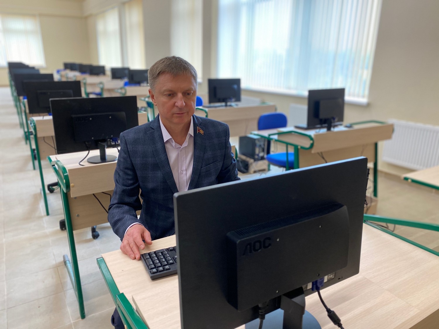 Владимир Жук посетил новую школу в ЖК «Пригород Лесное» в Ленинском городском округе